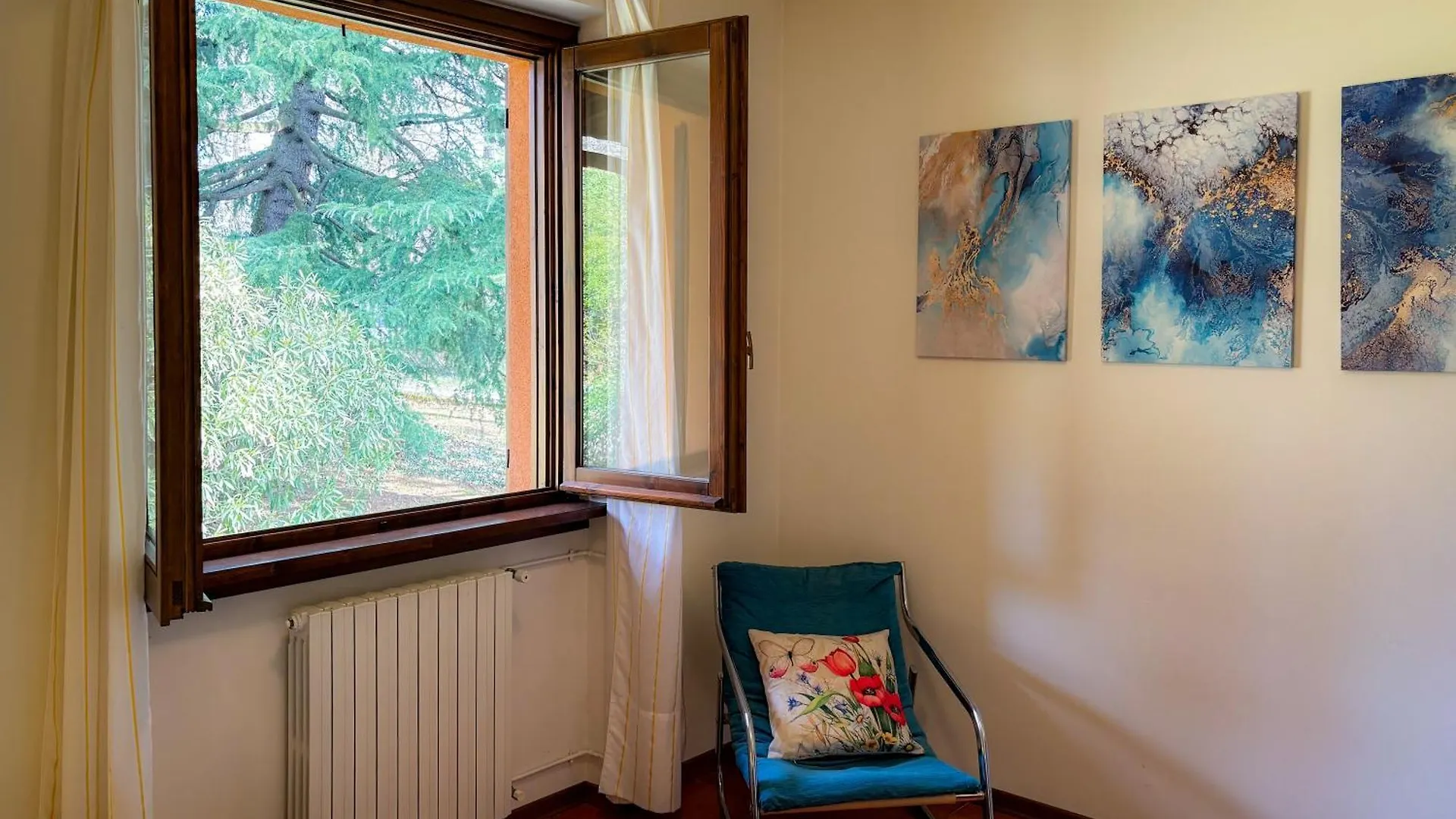 Appartement Casa Gardenia In Menaggio With Parking
